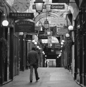 Passageway in urban Paris